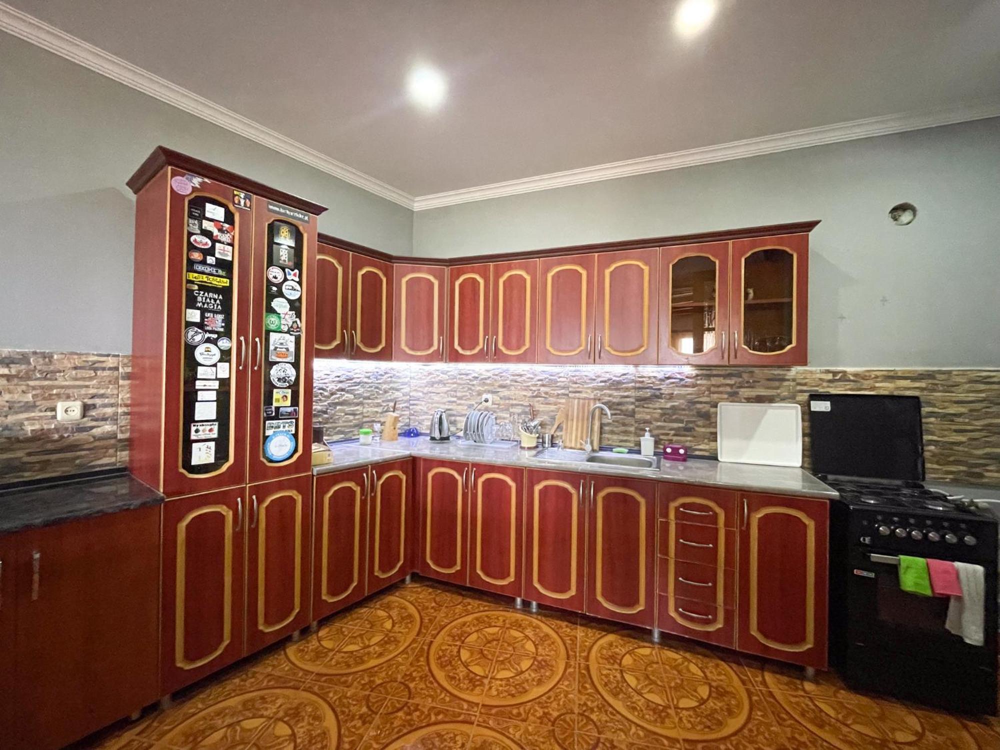 Hostel Kutaisi By Kote Extérieur photo