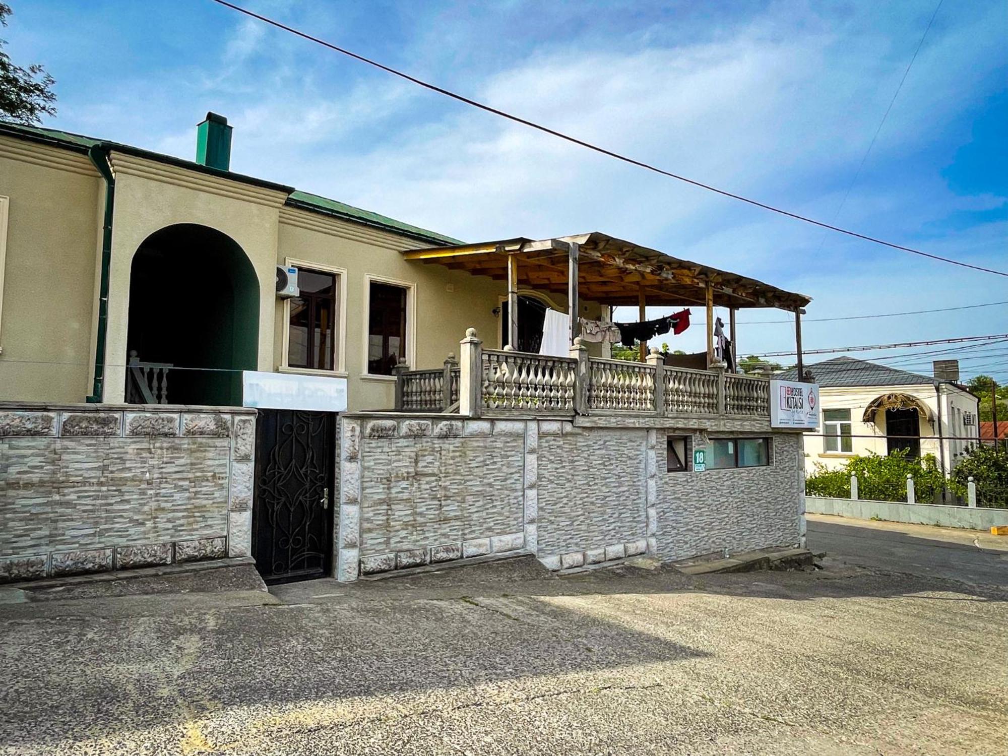 Hostel Kutaisi By Kote Extérieur photo